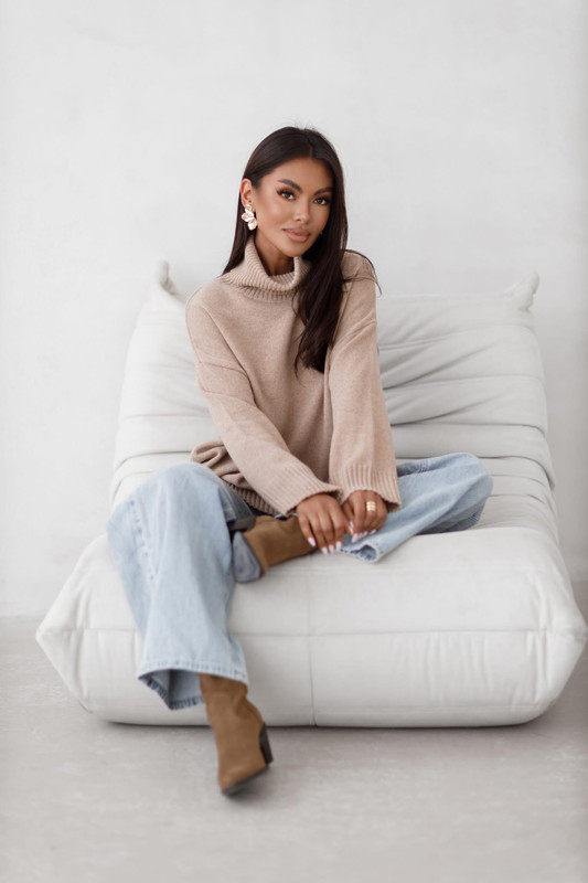 Sweter damski wełniany golf KELLY beżowy Madame Sue