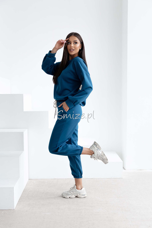 Komplet dresowy masełkowy z naszywką, morski