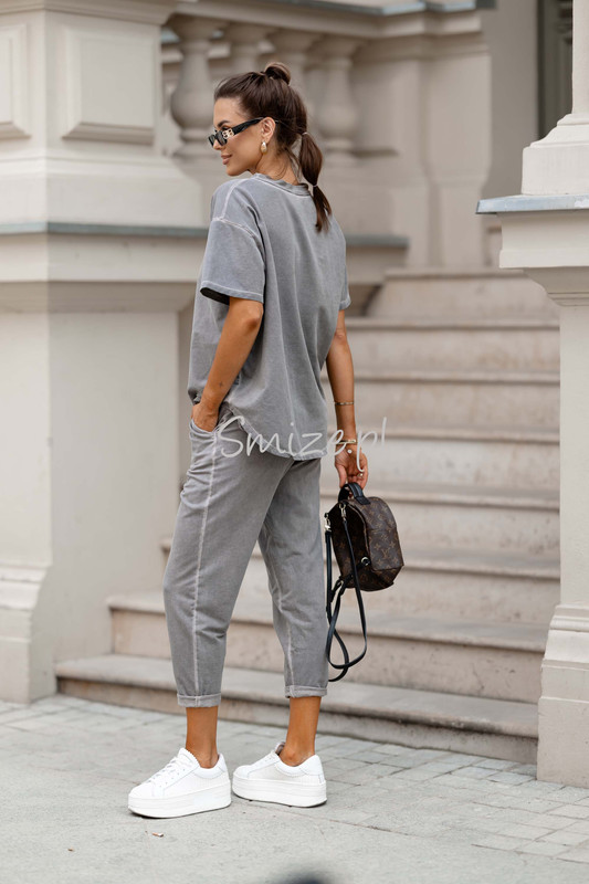 Bawełniane Spodnie dresowy z patką Wiya