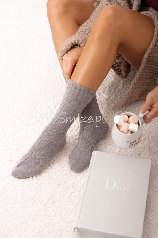 Skarpetki z angory, wzór warkocz, grafitowe