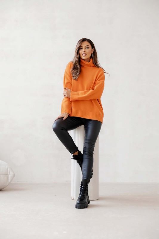 Sweter damski wełniany golf KELLY pomarańczowy Madame Sue