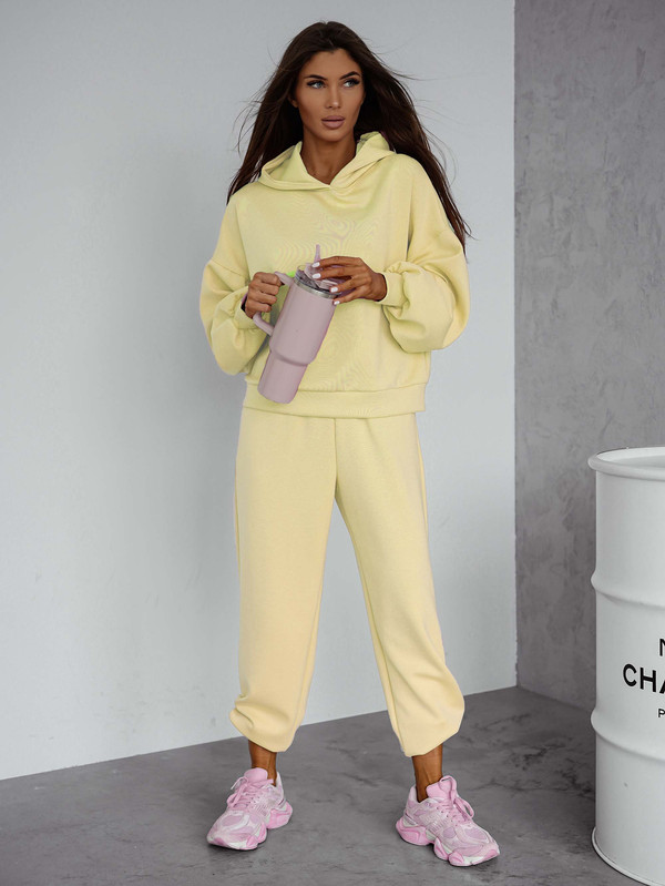 Komplet dresowy "Masełko" bananowy