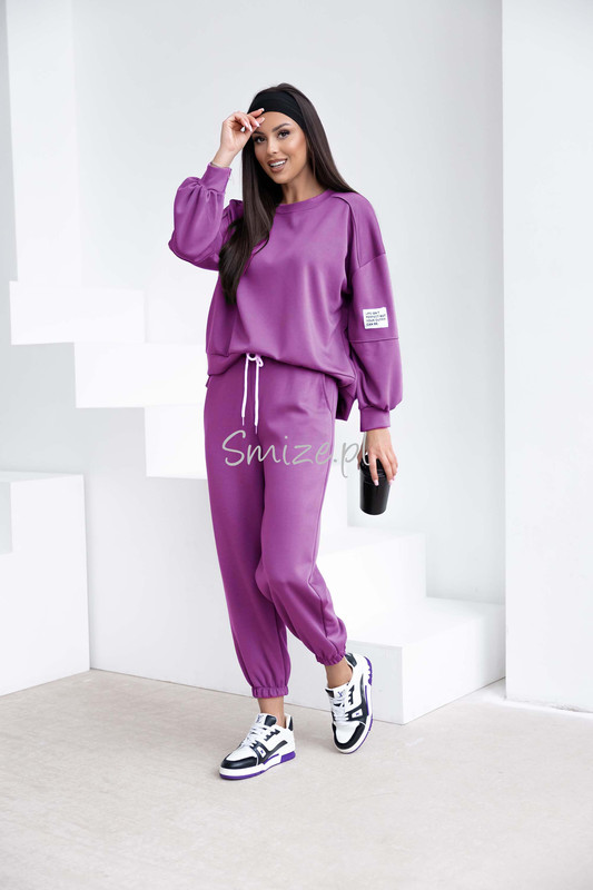 Komplet dresowy masełkowy z naszywką, wrzosowy