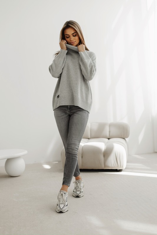Sweter damski wełniany golf KELLY jasny szary Madame Sue