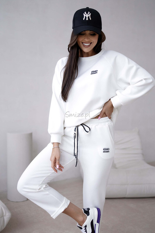 Komplet dresowy masełkowy min min, śmietankowy