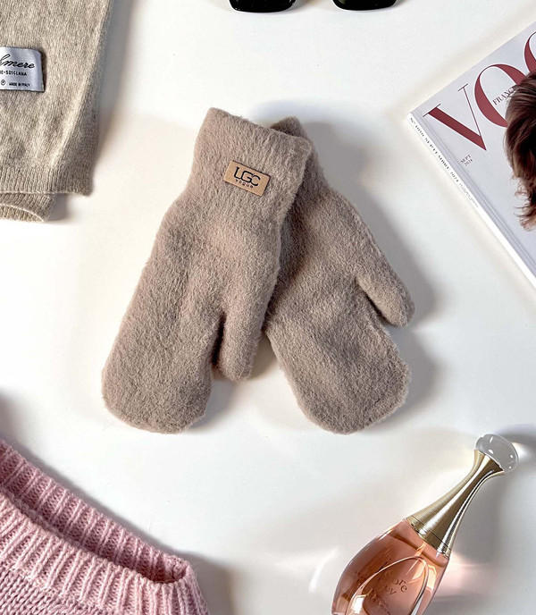 Ciepłe rękawiczki z jednym palcem