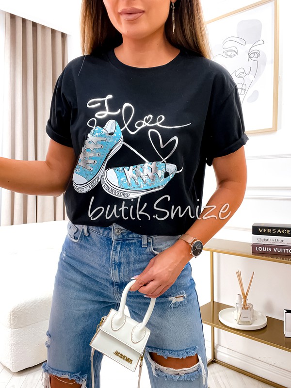 T-shirt Love Sneakers