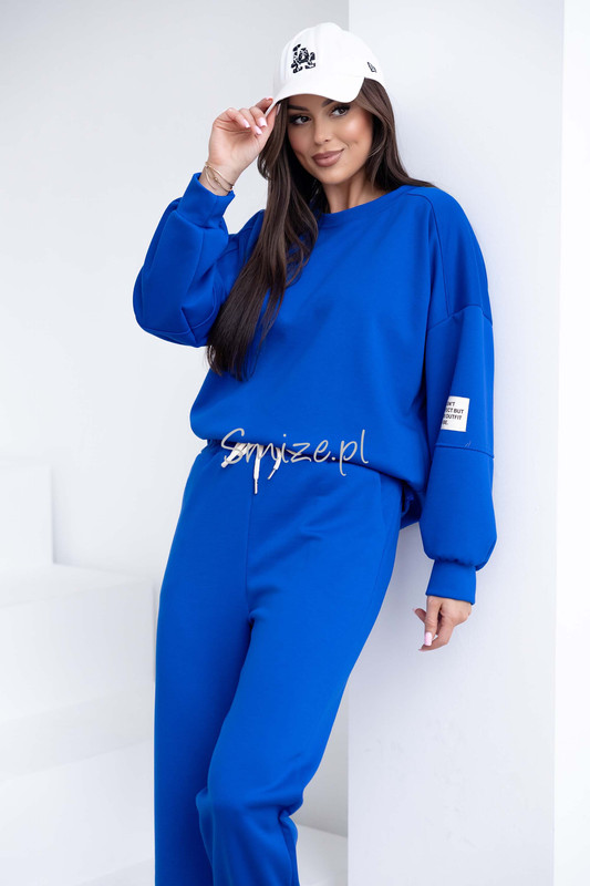 Komplet dresowy masełkowy z naszywką, chabrowy