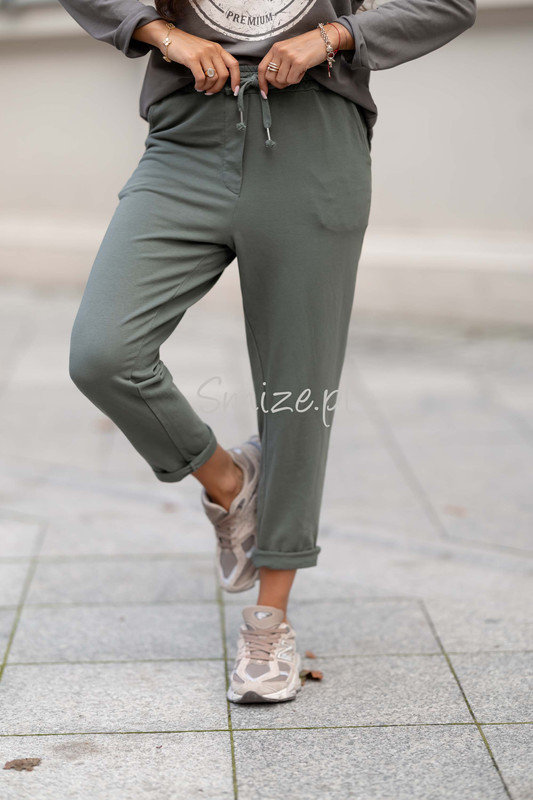 Bawełniane Spodnie dresowy z patką Michelle oliwkowe
