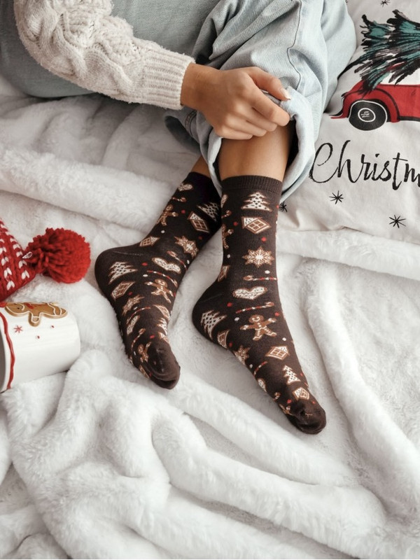 Skarpetki damskie ze świątecznym wzorem