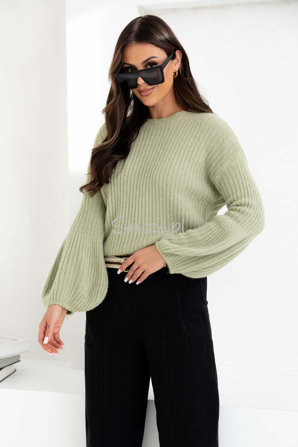 Sweter baby alpaka z dzwonkowymi rękawami, szałwia