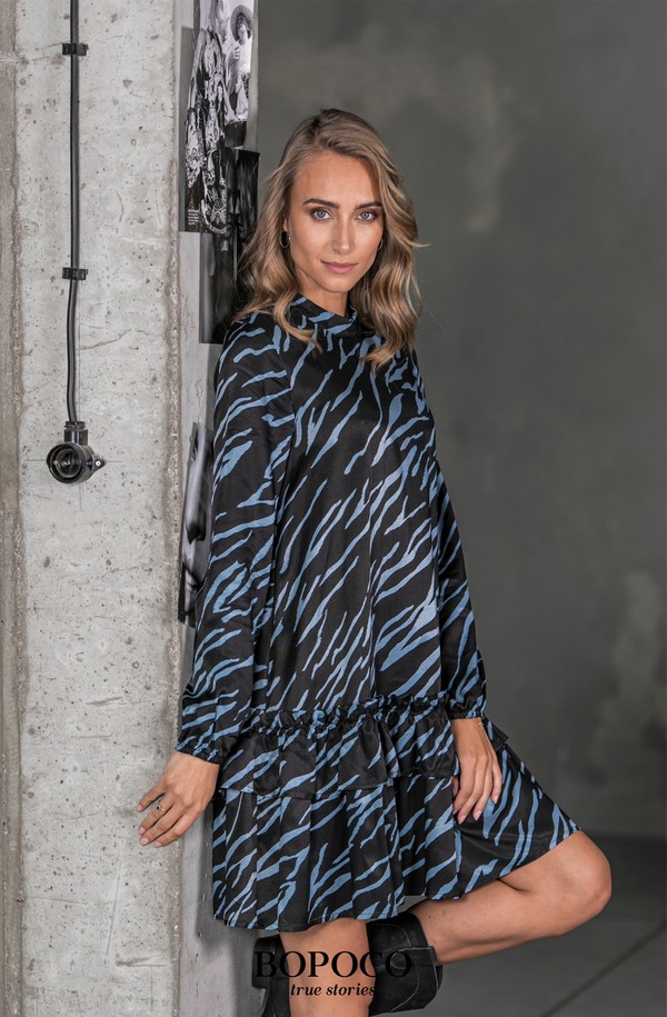 Sukienka w paski ZEBRA - BOPOCO / niebieska