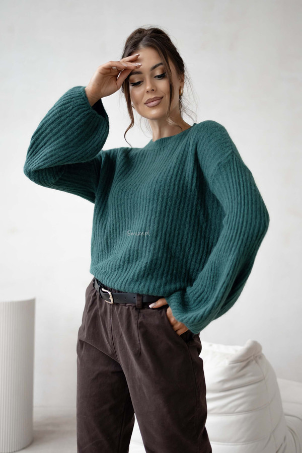 Sweter baby alpaka z dzwonkowymi rękawami, butelkowa zieleń