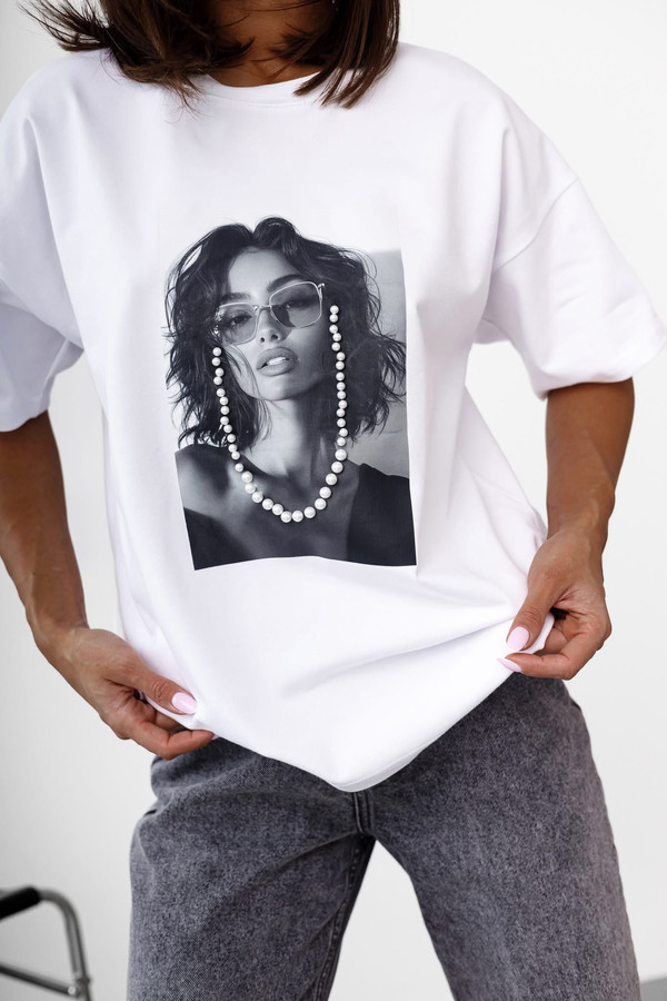 T-shirt z aplikacją 3D Madame Sue