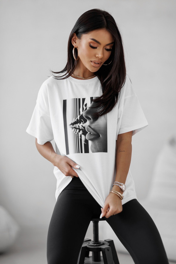 T-shirt z aplikacją Madame Sue