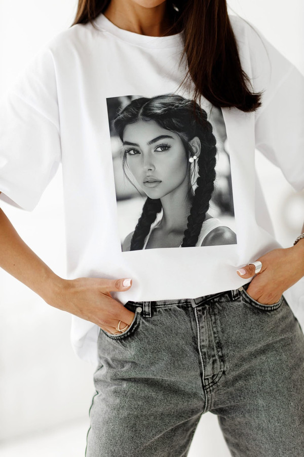 T-shirt z aplikacją 3D Madame Sue