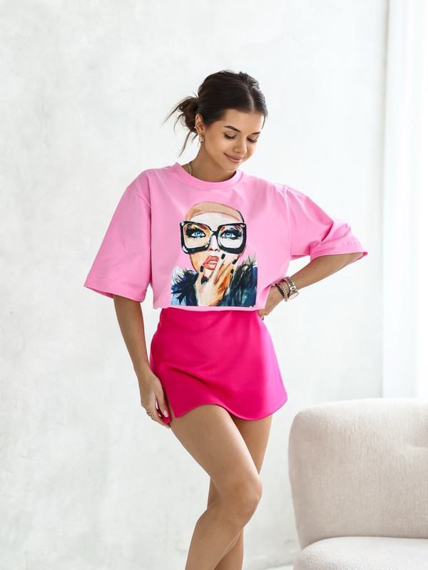 T-shirt Face with glasses