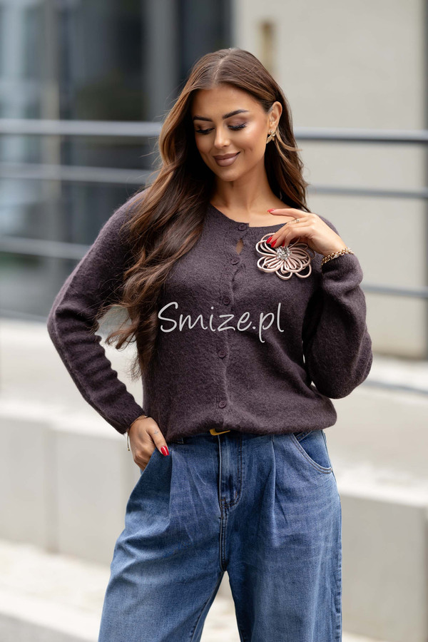 Sweter rozpinany, baby alpaka z broszką, czekoladowy