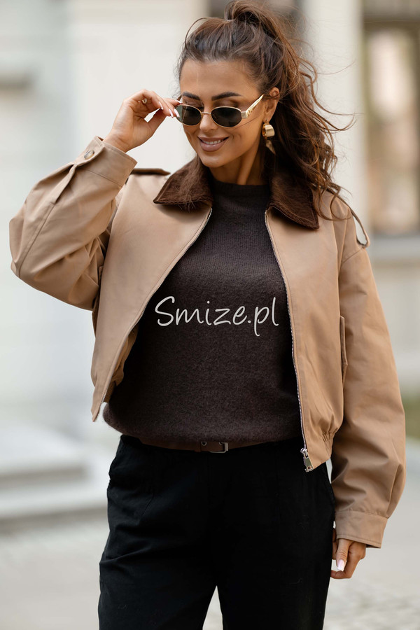 Kurtka damska ze sztruksowym kołnierzem